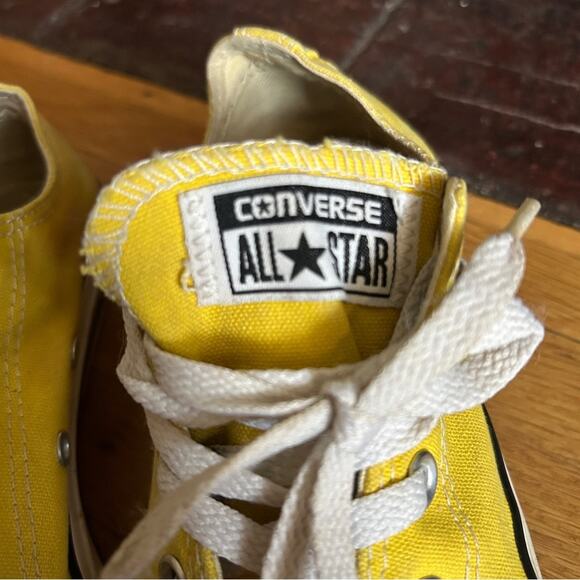 Converse Chuck Taylor All-Star Classic Yellow Sneakers Low Top Size W5.5 / M3.5 - Picture 8 of 10